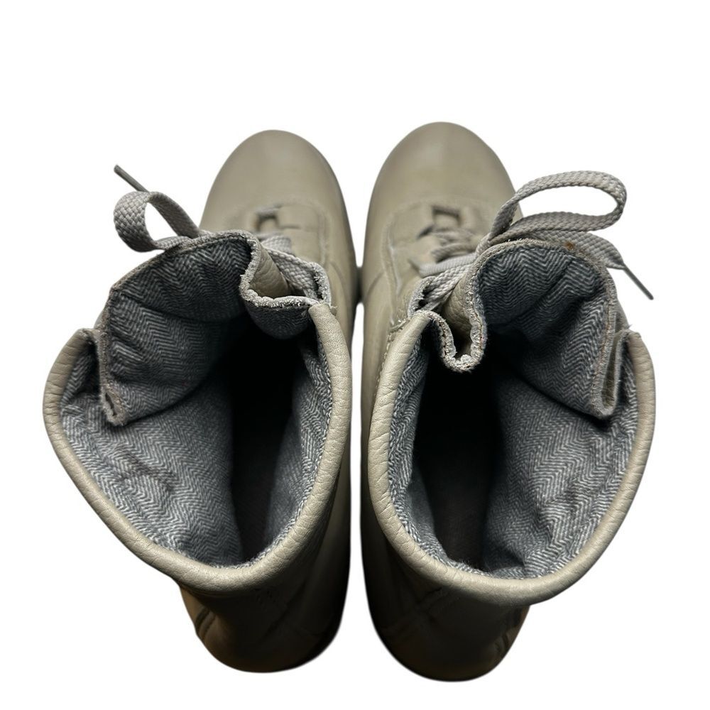 Danner Women’s Leather Lace Up Ankle Boots Gray Size 8.5 Vibram Sole - Picture 7 of 8